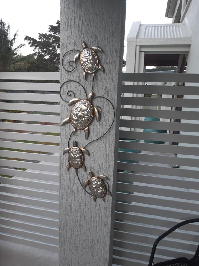 Seaturtle Apartment Clifton Beach Exterior photo